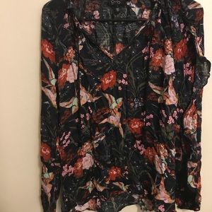 Jessica Simpson flower print shirt